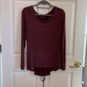 Women’s medium blouse